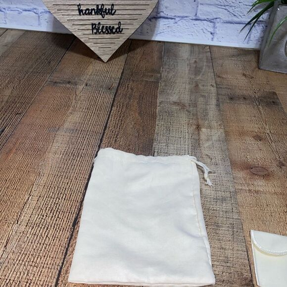 Authentic James avery bag and 3 boxes - Picture 4 of 5